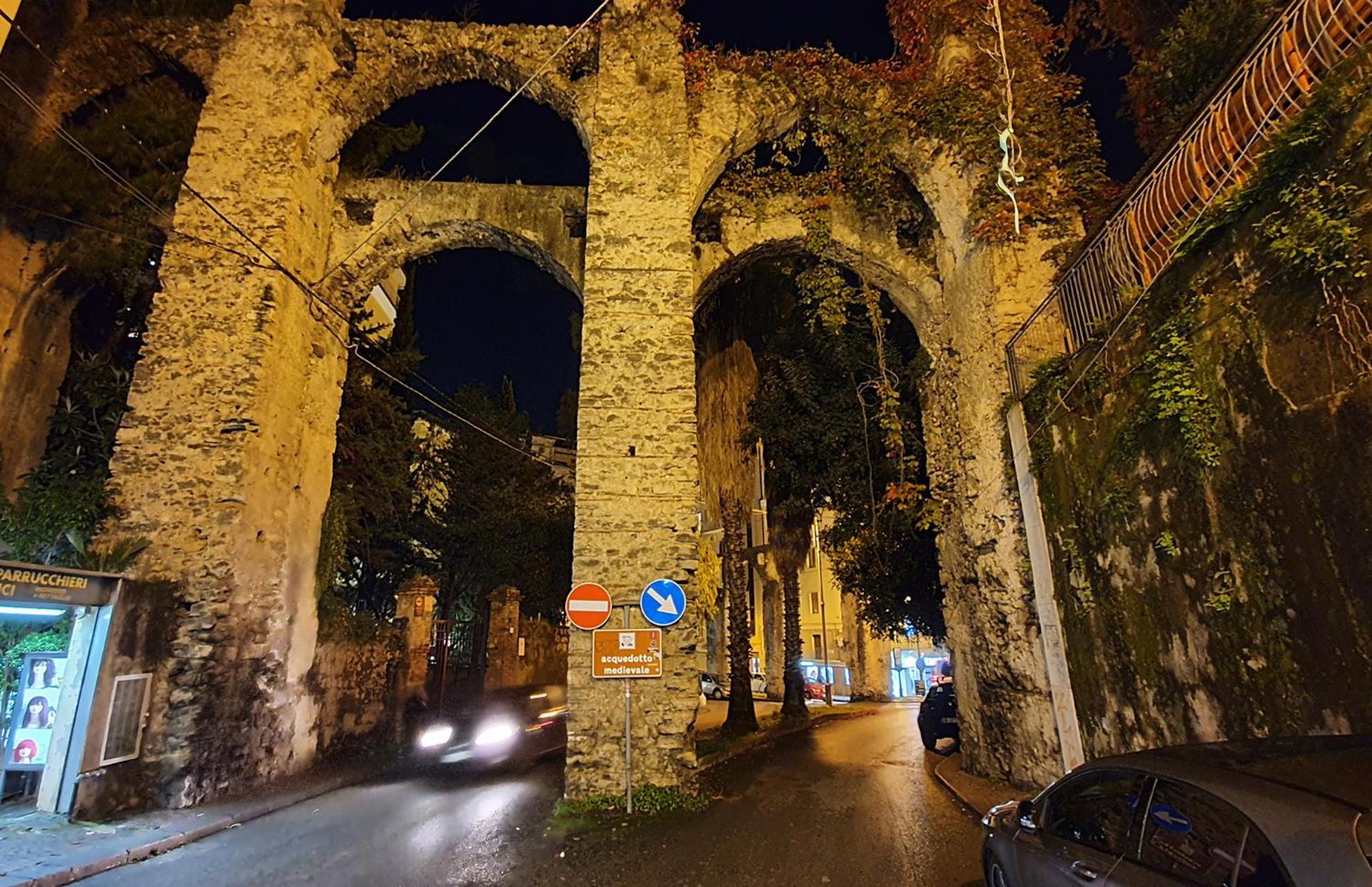 مبيت وإفطار ساليرنو La Casa Sugli Archi المظهر الخارجي الصورة